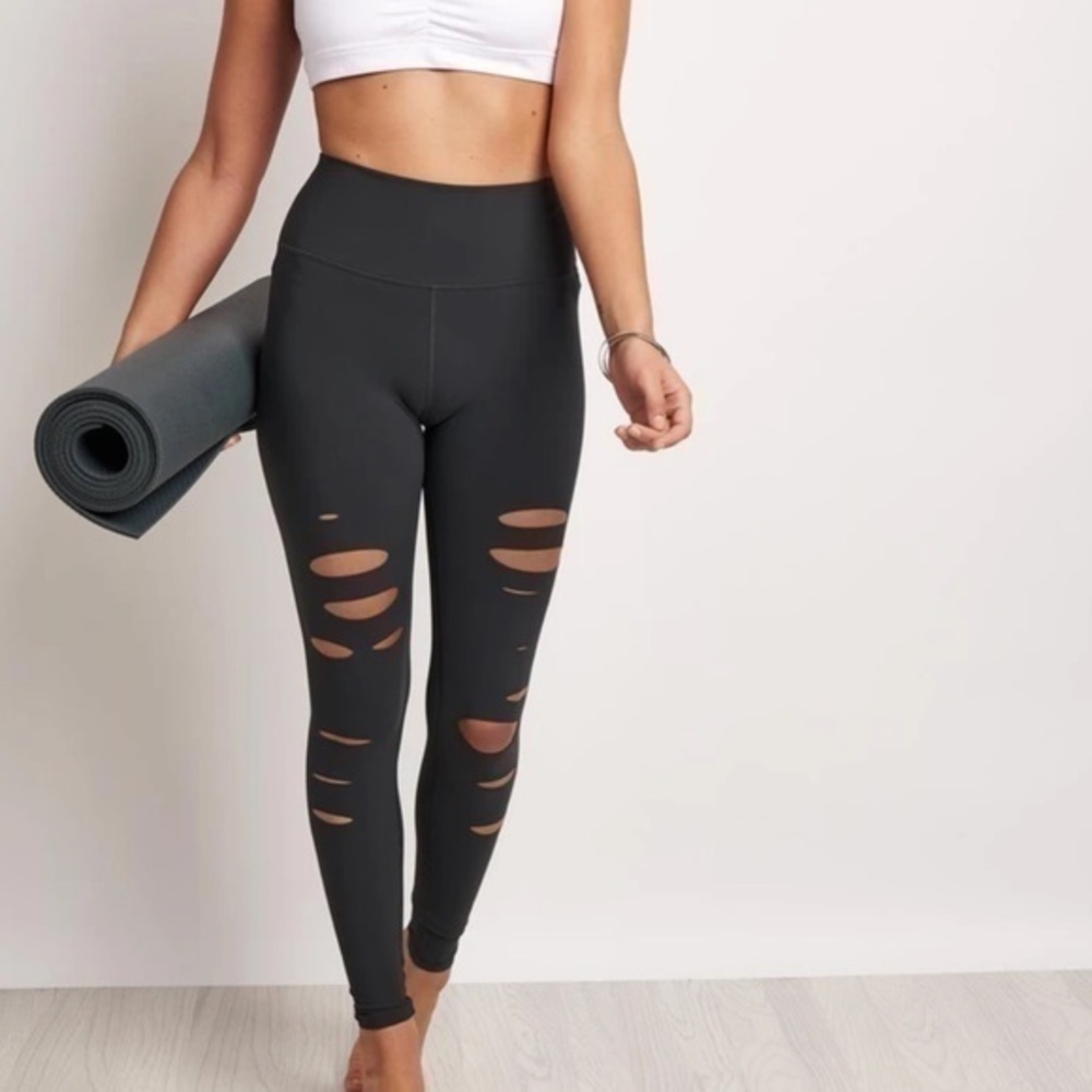 ALO YOGA HIGH WAIST RIPPED WARRIOR LEGGING